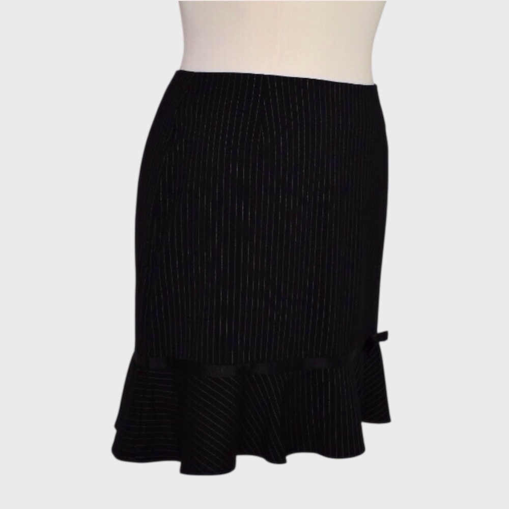 Briggs New York Pinstripe Ruffle Hem Mini Skirt - Picture 2 of 6
